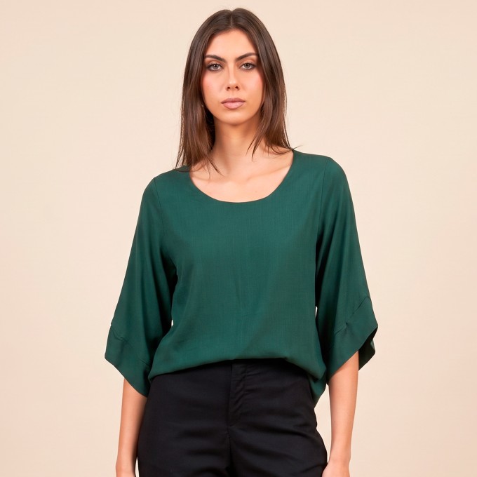 Blusa Decote Redondo e Manga 3/4 Slub com Elastano