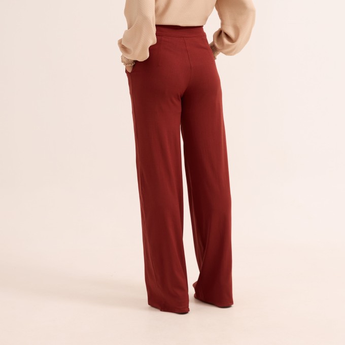 Calça Pantalona Viscose Slub com Elastano e Fechamento Lateral